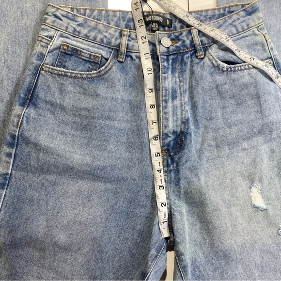 Missguided Light Blue Distressed High Waisted Straight Thigh Slash Jeans NWT 4L - Picture 14 of 16
